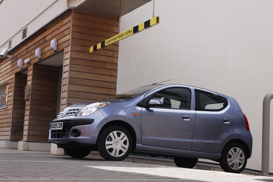  Nissan Pixo 2008 года  (фото 51 из 120)